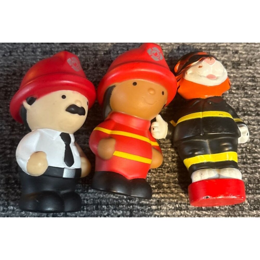 Fisher Price Little People Firefighter‎ Figures Lot of 3 Fireman Firewoman Tiger
